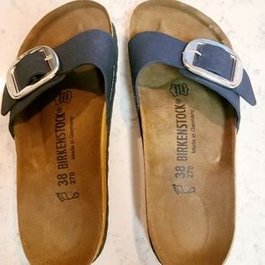 New Birkenstock big buckle sandals size 38 NWB